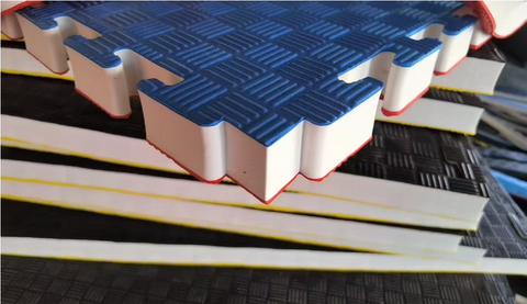 30710_7 Puzzle Gym Mats "5'Stripe"(GST INCL) - 1m x 1m x 4cm