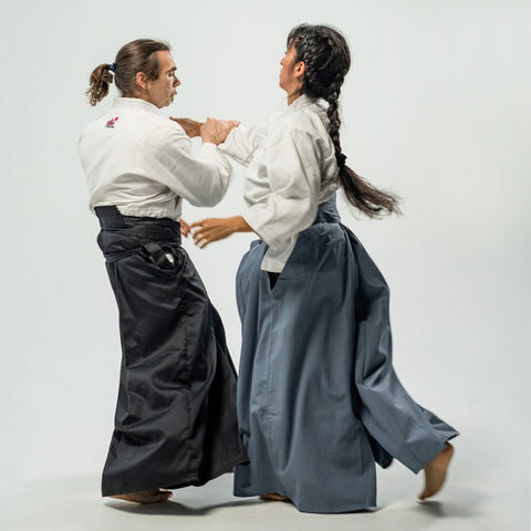 POLY-RAYON HAKAMA. GREY