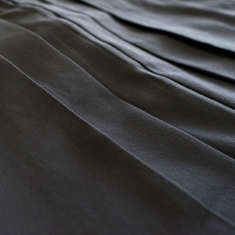 POLY-RAYON HAKAMA. GREY