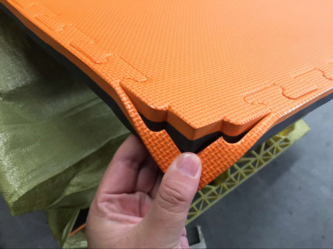 30706 Puzzle Gym Mat "5'Stripe" (GST INCL)  100x100x2.5cm