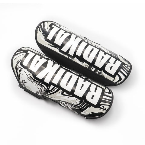 21116102 RADIKAL 3.0 SHIN GUARDS
