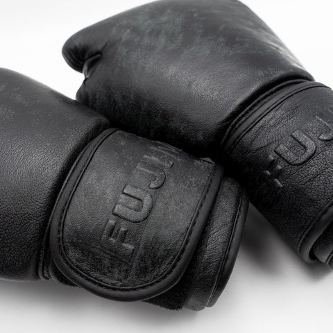 21377 SakYant II Leather Boxing Gloves QS