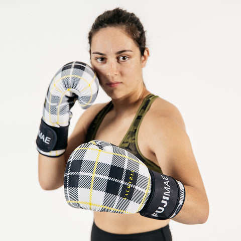 21540 - VALKYRJA BOXING GLOVES