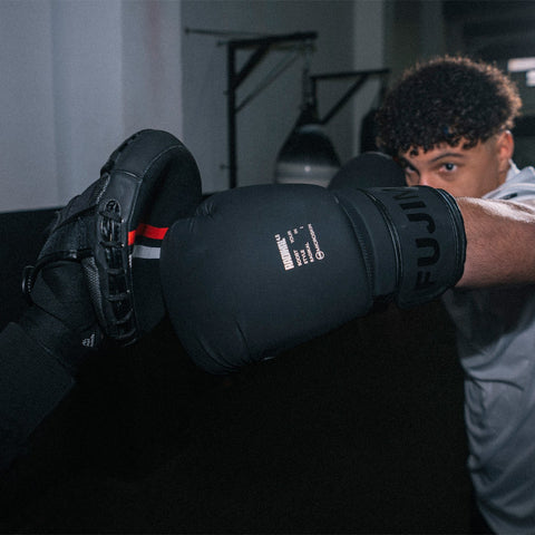 21316702 Radikal 4.0 Microskin Boxing Gloves