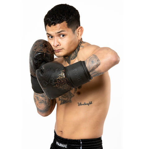 21376 SakYant II Leather Boxing Gloves