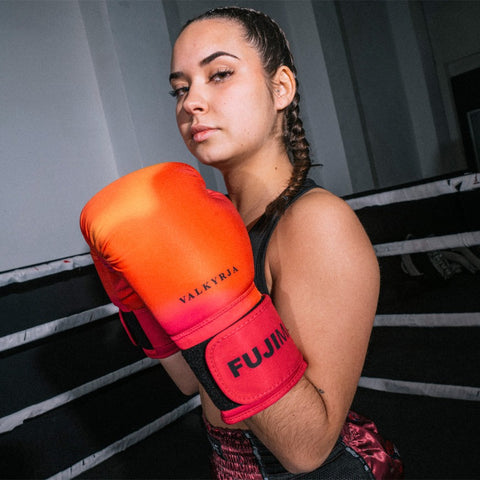 21540 VALKYRJA BOXING GLOVES